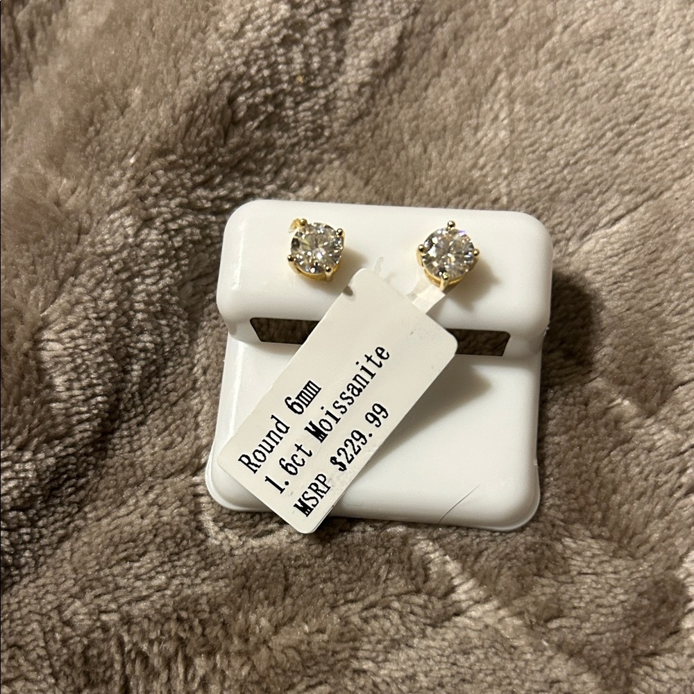 Elegant Gold Moissanite Stud Earrings